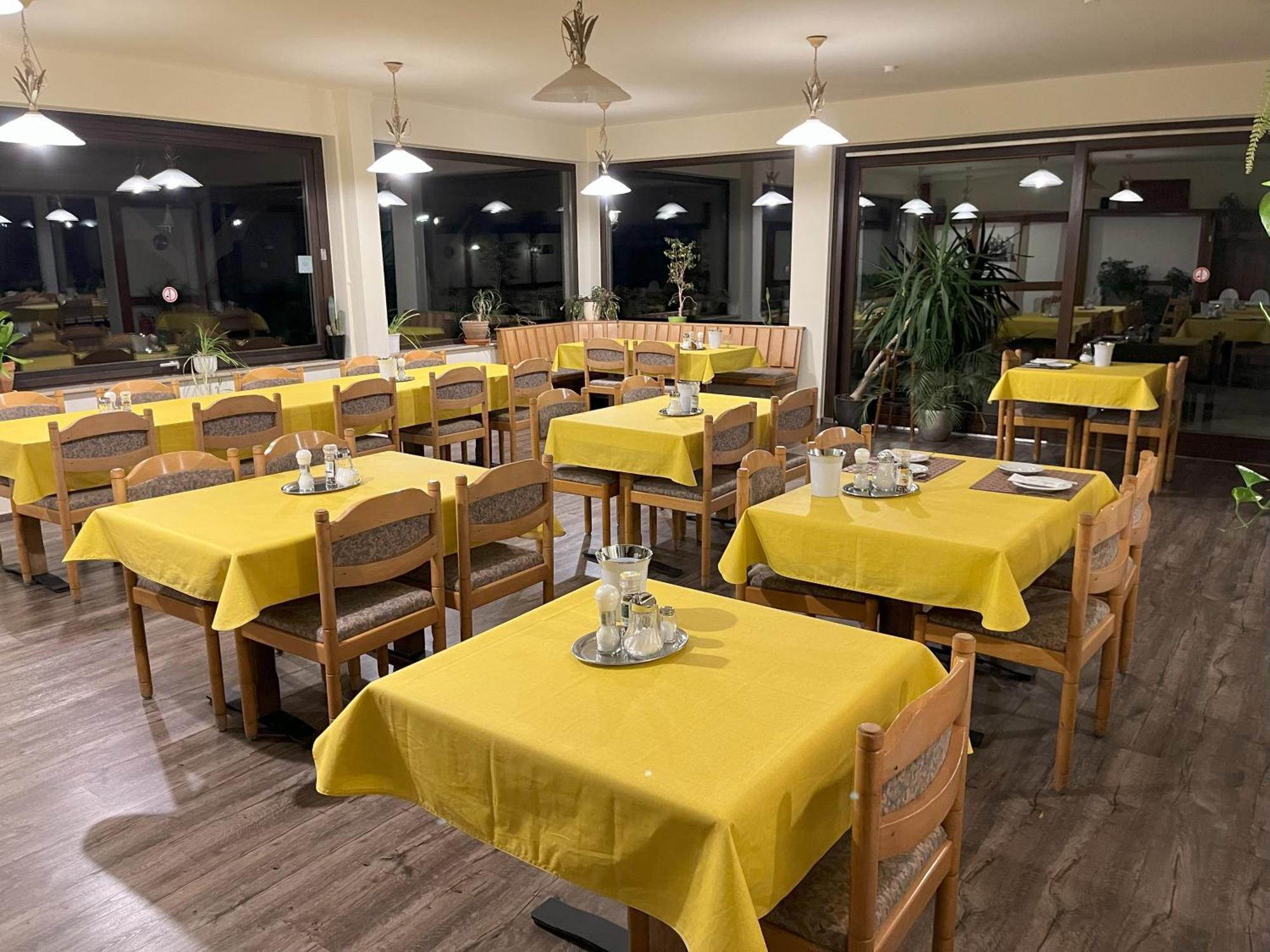 Hotel Am Steinertsee 카우푼겐 외부 사진