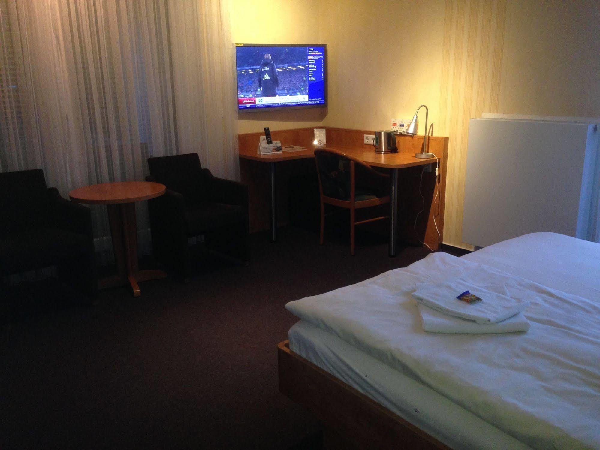 Hotel Am Steinertsee 카우푼겐 외부 사진